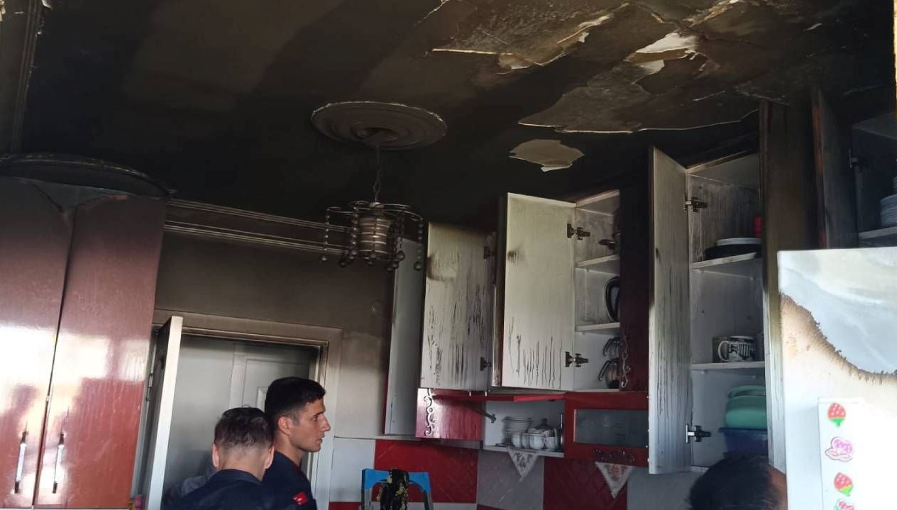alanyada apartman dairesinde yangin fjWqAYuy