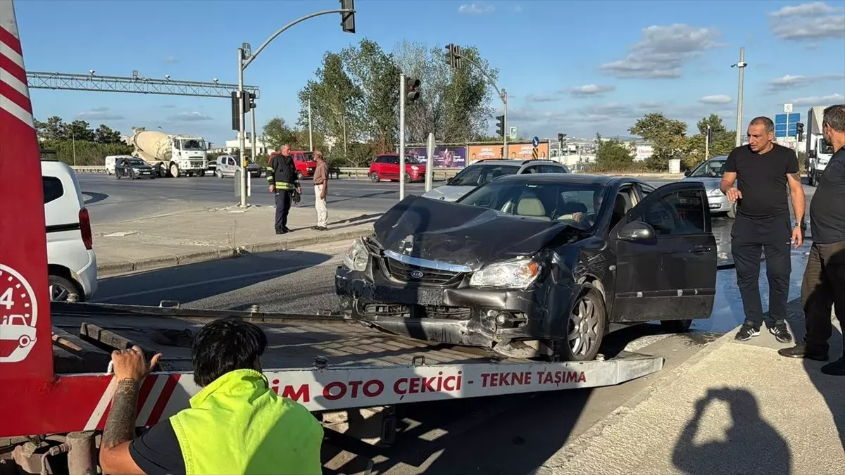 gebzede trafik kazasi 6 yarali FIDAam2F