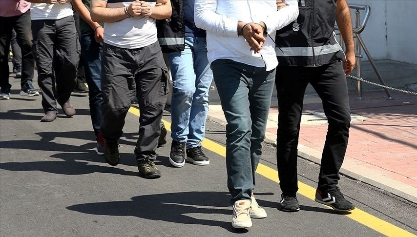 izmirde feto operasyonu 3 tutuklama PQsB5R3S