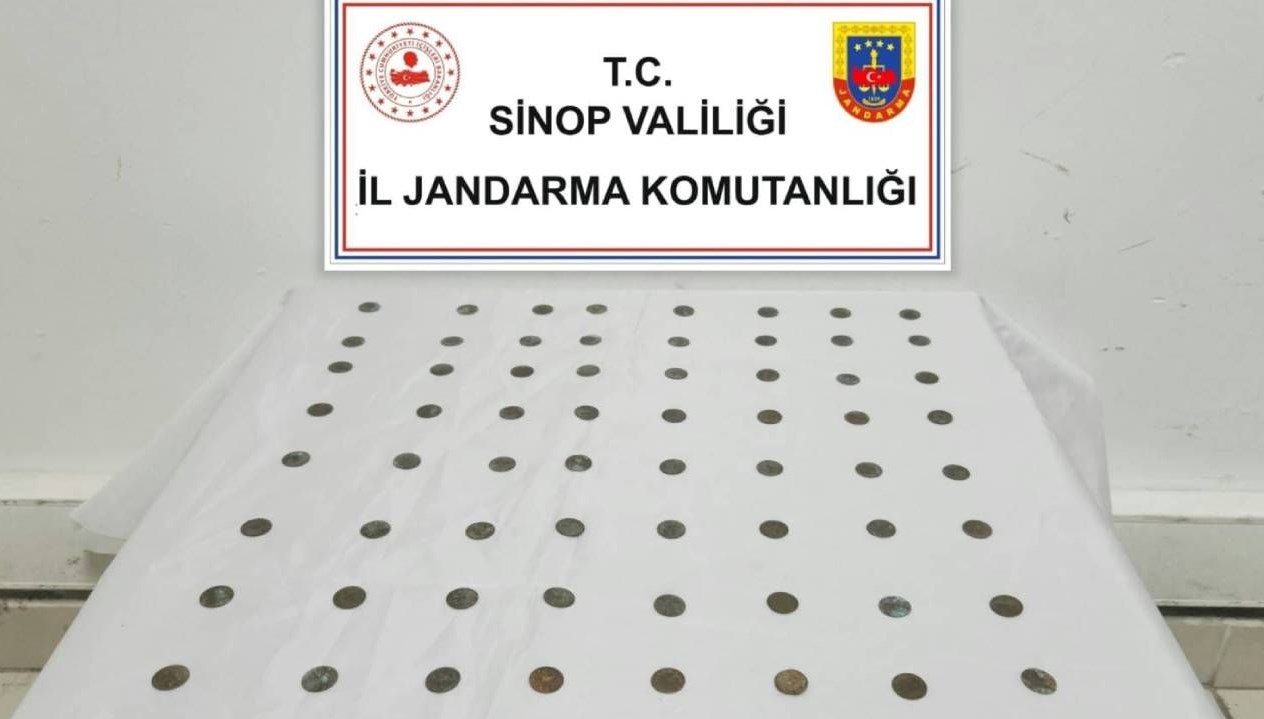 kacakcilik operasyonu 72 sikke ele gecirildi aAgtxDKN