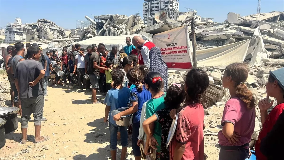 turk kizilay gazzeye destek gonderiyor 5QB5LsXI