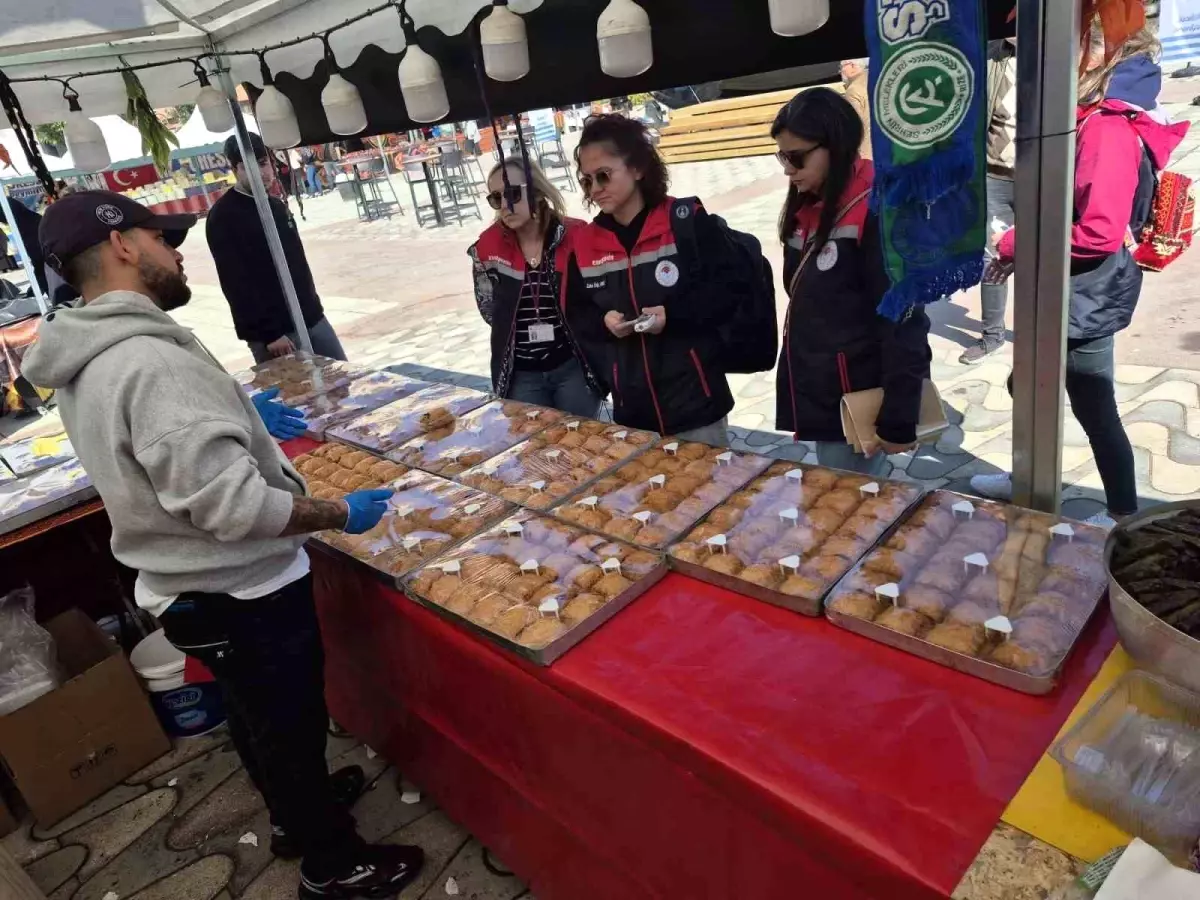 eskisehirdeki gastro fest ve mihlama festivalinde gida denetimleri yapildi KkWIBTfP.jpg