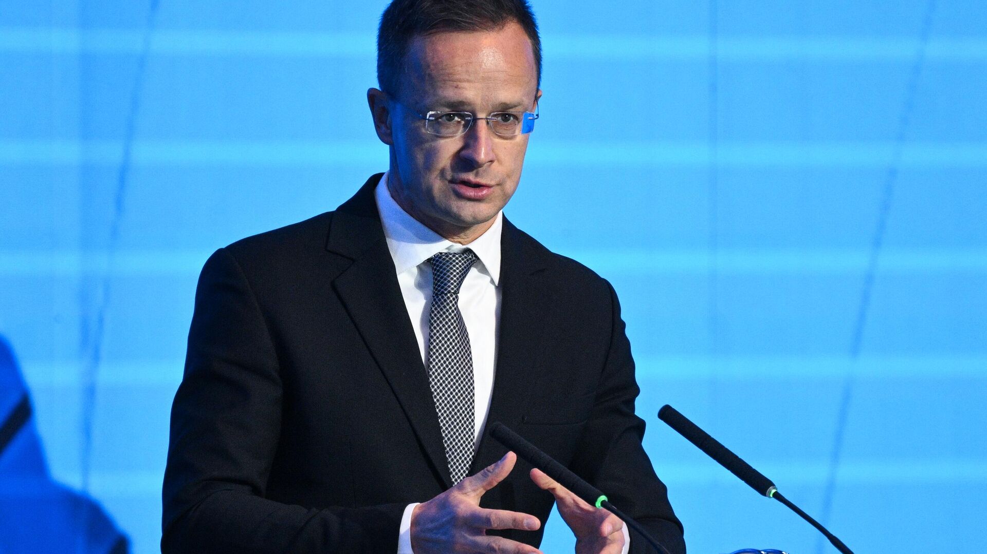 macaristan disisleri bakani szijjarto abyi uyardi rusya olmadan avrupa guvenligi insa etmek gercekci degil Zb7HBF7e.jpg